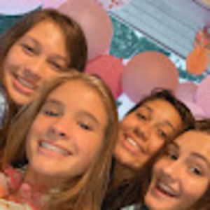 Meet your Posher, Ashley